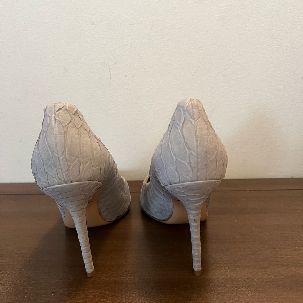 Salvatore Ferragamo Susi Gray Python Texture Heels - image 3